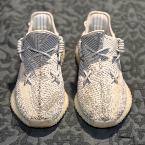 Yeezy Adidas Men’s 9.5 Shoes White / Grey - Picture 2 of 6